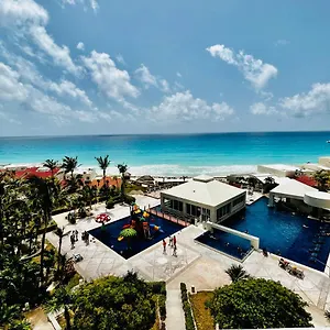 https://solymar-economical-beach-studios.quintano-roohotels.com